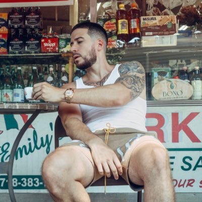 VINNYGUADAGNINO's profile picture