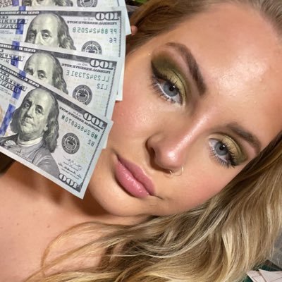 Goddess E's profile picture