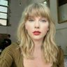 taeylor swift's profile picture