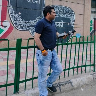 Lavely Bakshi 🔺's profile picture