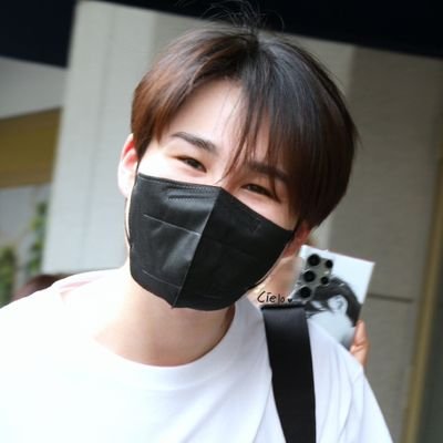 우야노🧡코리사랑's profile picture