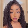 Ariel Douglas 的头像