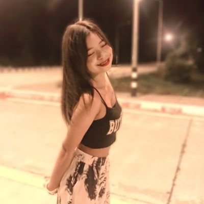 ไม่บอกเดี๋ยวรู้🥺's profile picture