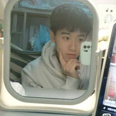 yisheng1205's profile picture