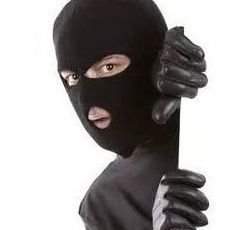 ladroesfora's profile picture