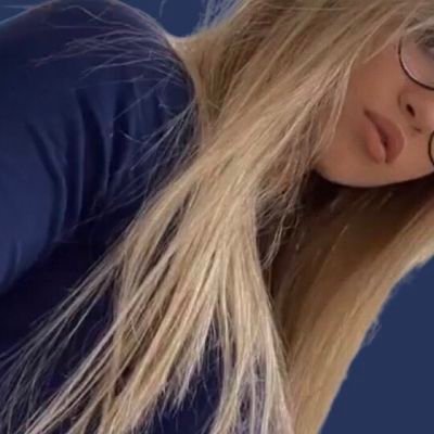 adrizia4u's profile picture
