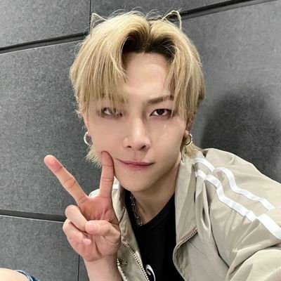 886's profile picture