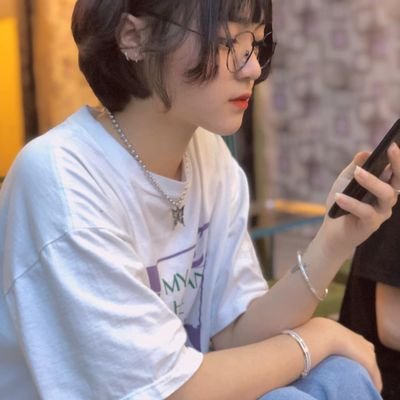 joliatasajug's profile picture