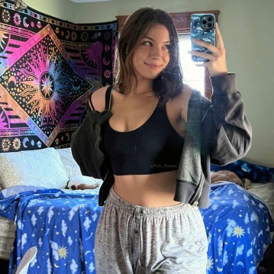 QUEEN 3🍒's profile picture