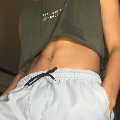 jongjareon24's profile picture