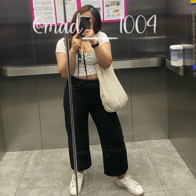 小黑洞's profile picture
