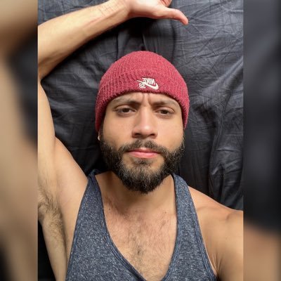prostitutotoy's profile picture