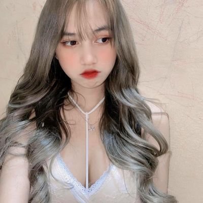 neal_julie95243's profile picture