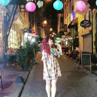 aysegulbasar_'s profile picture