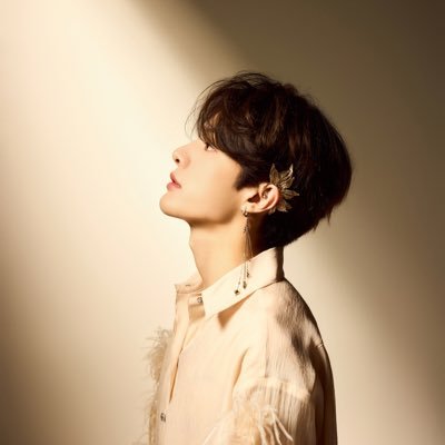 CHENJIANYU_OFFICIAL's profile picture