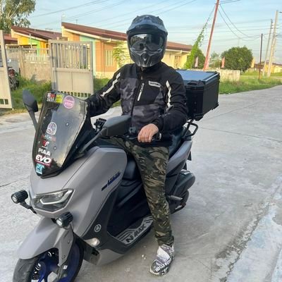 SirVersaedist's profile picture