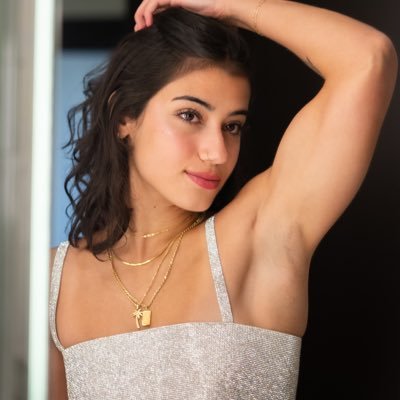 sara saffari's profile picture