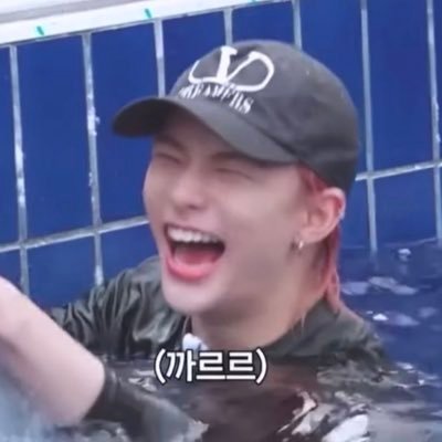 엠's profile picture