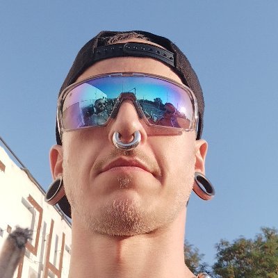 RadekV86's profile picture