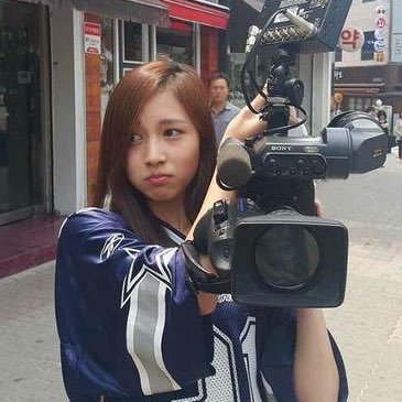 twicesoshi's profile picture