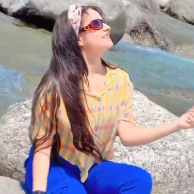 अर्पिता हिंदुस्तानी 🇮🇳's profile picture