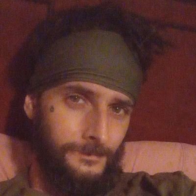 yslwahdell's profile picture