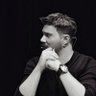 Oğuzhan Uğur profil fotoğrafı