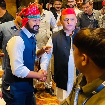 youthiconakhilesh (raaz yadav)'s profile picture