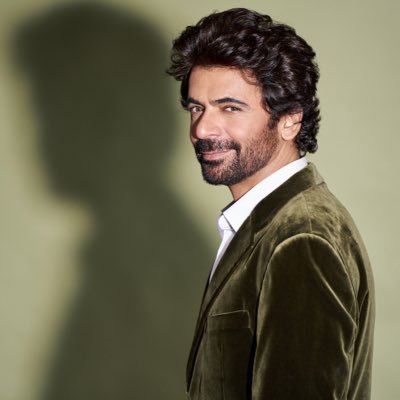 Sunil Grover's profile picture