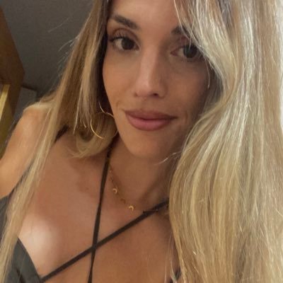 Lola's profile picture