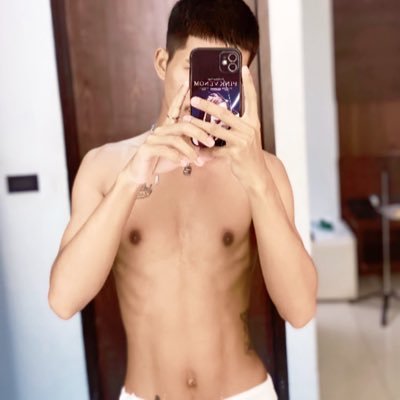 Aung Htet Moe's profile picture