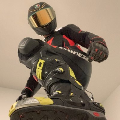 Bloopering's profile picture
