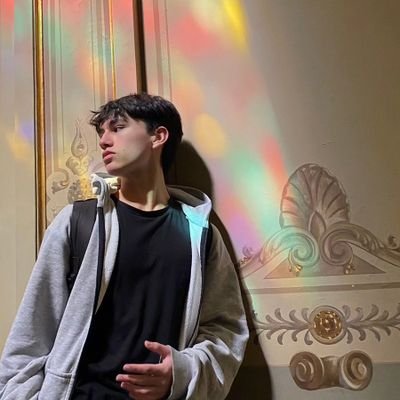 leanst_'s profile picture