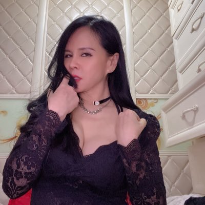 asianmilf40's profile picture