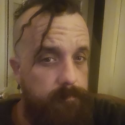 justin (jut)'s profile picture
