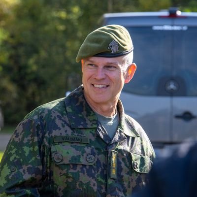 Maavoimien komentaja's profile picture