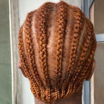 Combsbytolani's profile picture