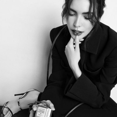 เดือนหก ☻'s profile picture