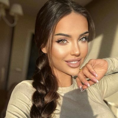 A 👅's profile picture