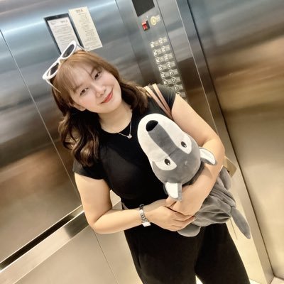𝐦𝐢𝐧𝐧𝐢𝐞 (´▽｀)'s profile picture