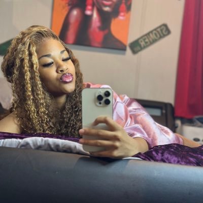 Trintrinmccain's profile picture