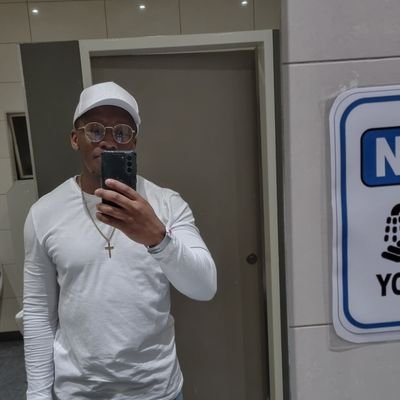 Omphile's profile picture