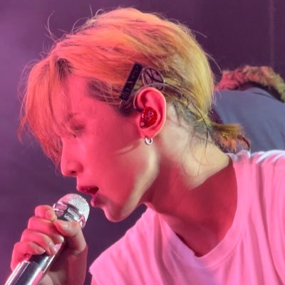 yani🏵️'s profile picture