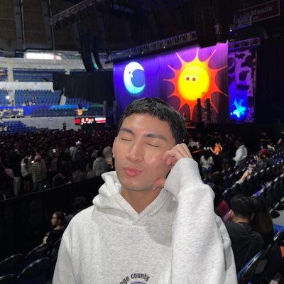 Stephie 🦖's profile picture