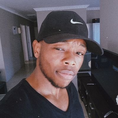 L E S E D I's profile picture