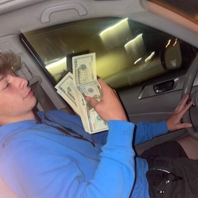 MasterWilson(3.2k)'s profile picture