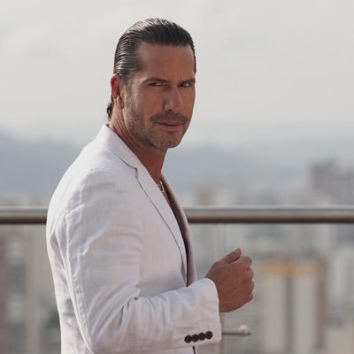 gregorio pernia1's profile picture