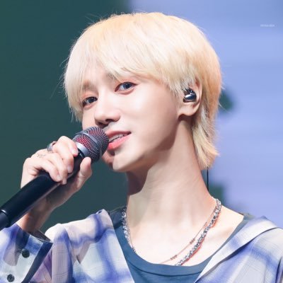 여울지다's profile picture
