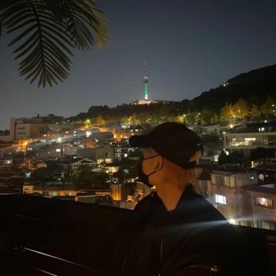 clueyelsa's profile picture