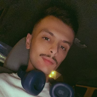 8_badeer's profile picture